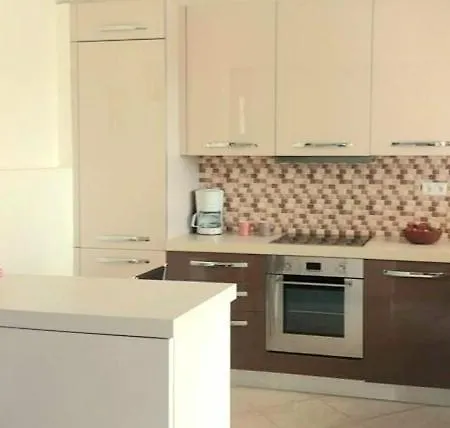 Dom wakacyjny Central, Fully Equipped, 2 Bedrooms, Great View, Wifi